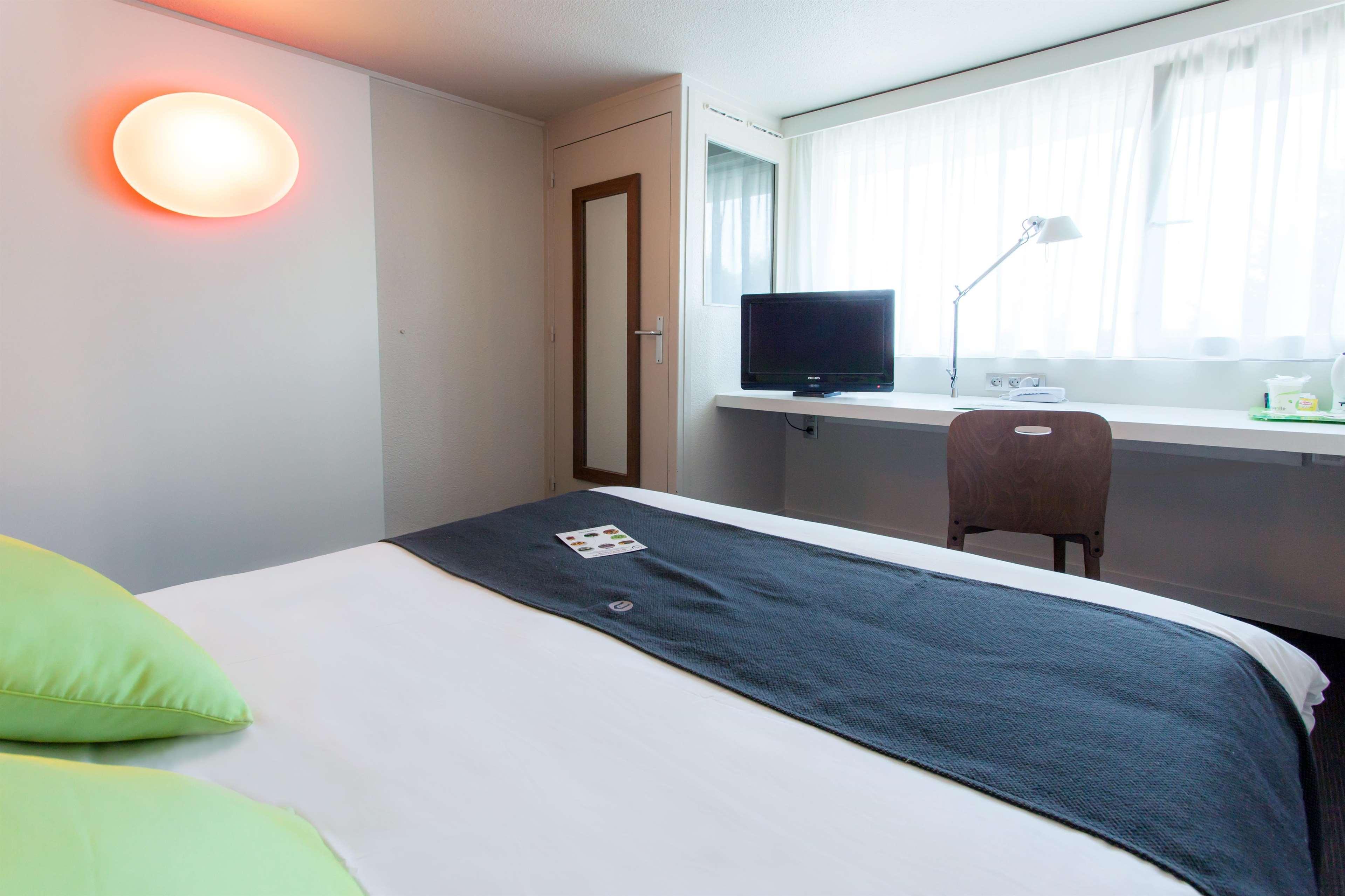 Campanile Saint-Malo ~ Saint-Jouan-Des-Guerets Hotel Екстериор снимка